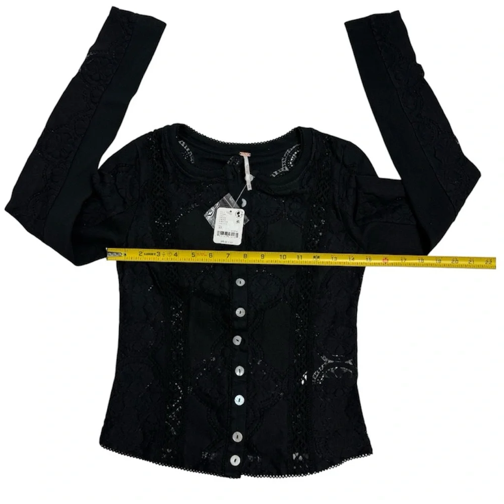 Free‎ People Jae Button-Up Top, Size XSMALL